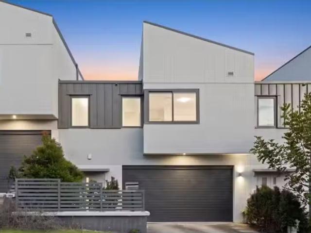 Condo for rent in Sydney, New South Wales
