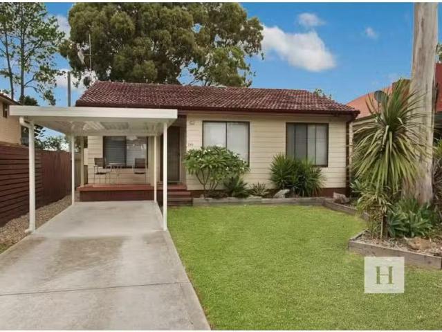 House for rent in Tuggerawong, New South Wales
