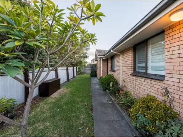 Condo for rent in Wollongong West, New South Wales