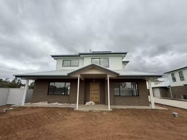 Condo for rent in Lockhart, New South Wales