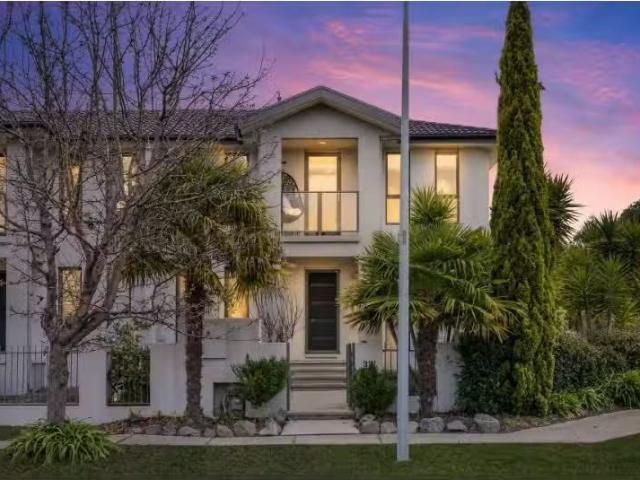 House for rent in Casey, Australian Capital Territory