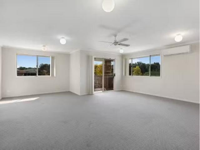 Condo for rent in Albury, New South Wales
