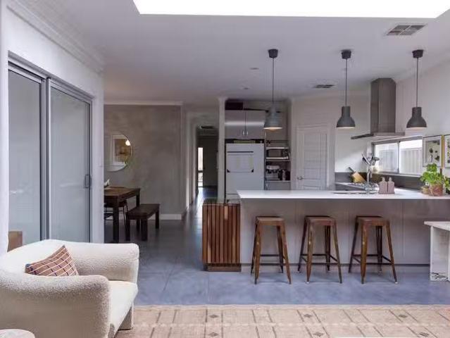 House for rent in Champion Lakes, Western Australia