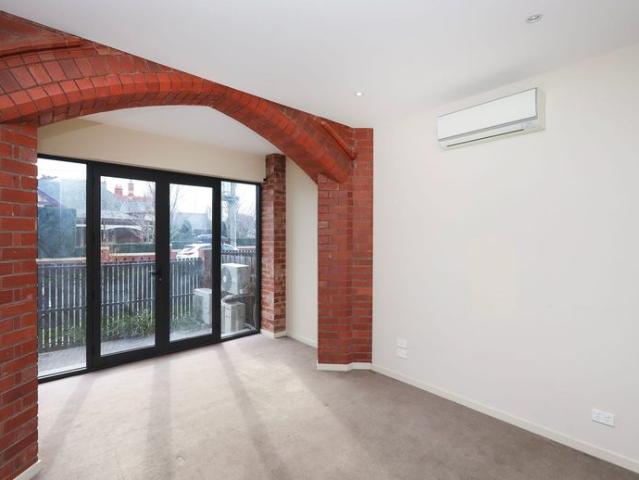 Townhouse for rent in Camerons Creek, Victoria