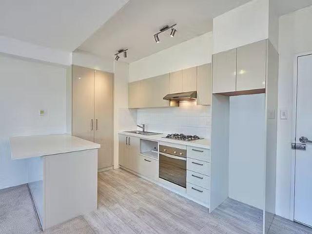 Apartment for rent in Enmore, New South Wales
