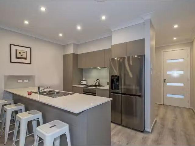 Condo for rent in Sydney, New South Wales
