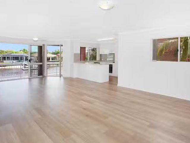 Apartment for rent in Kings Creek, Queensland