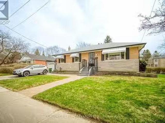 House for rent in East York, Woburn