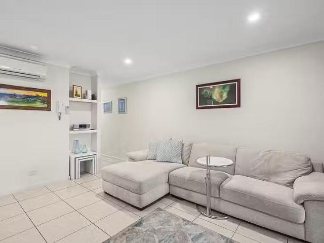 Apartment for rent in Toombul, Queensland