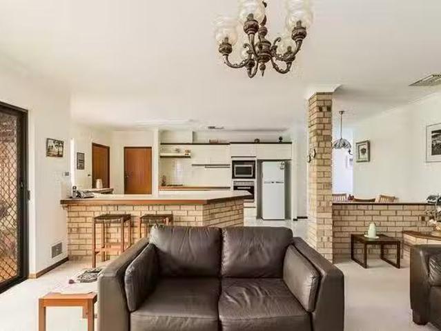 House for rent in Winthrop, Western Australia
