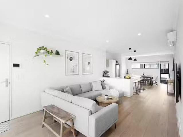 Apartment for rent in Mount Hawthorn, Western Australia