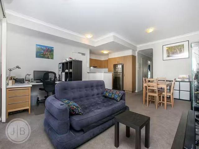 Apartment for rent in Success, Western Australia