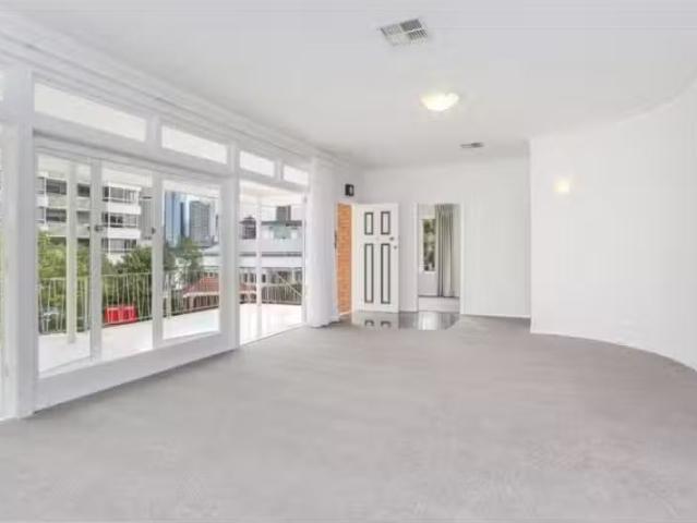 Apartment for rent in Toombul, Queensland