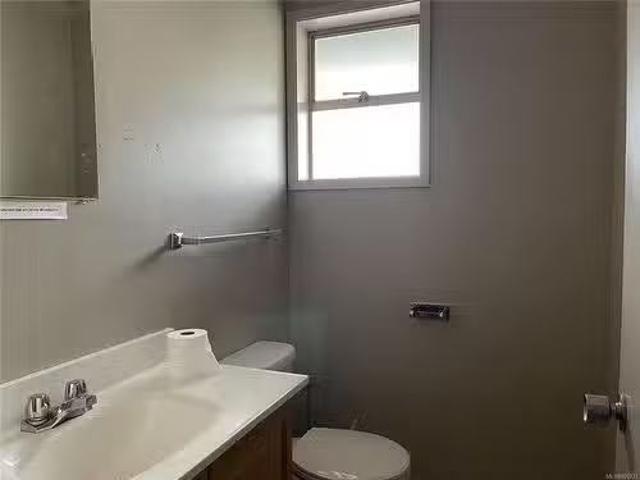 House for rent in Clayoquot, British Columbia