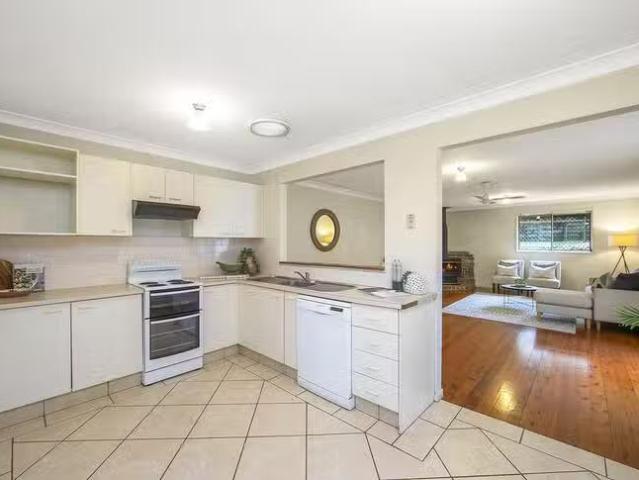 House for rent in Tuggerawong, New South Wales
