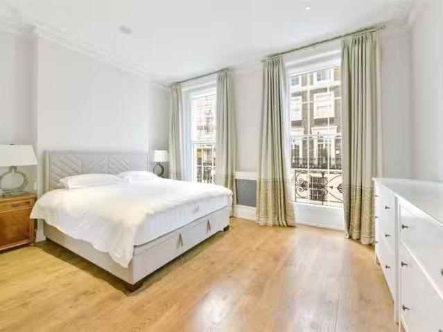 House for rent in Belgravia, Greater London