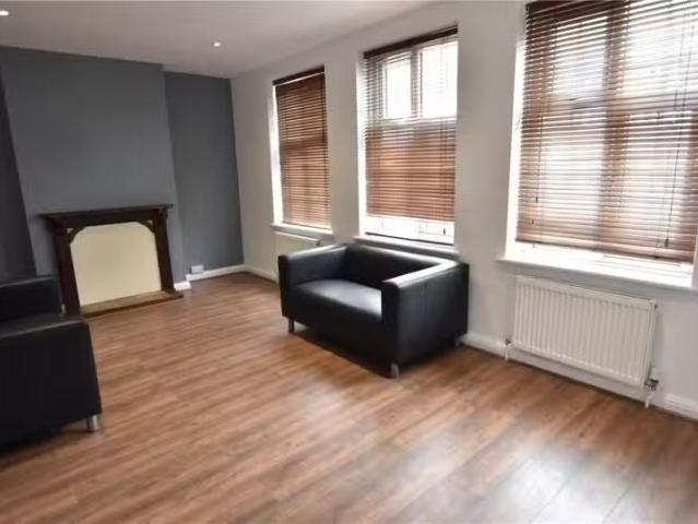 Apartment for rent in London Borough of Croydon, Purley