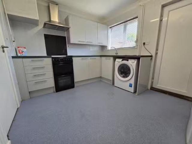 House for rent in Palmers Green, Greater London