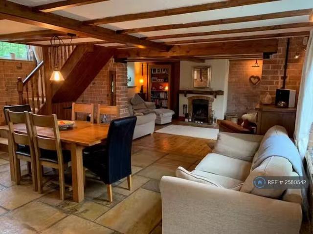 House for rent in Alderminster, Warwickshire