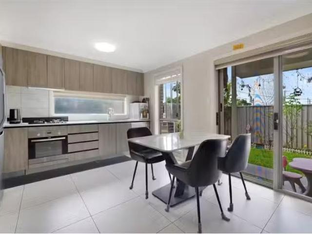 Condo for rent in Sydney, New South Wales
