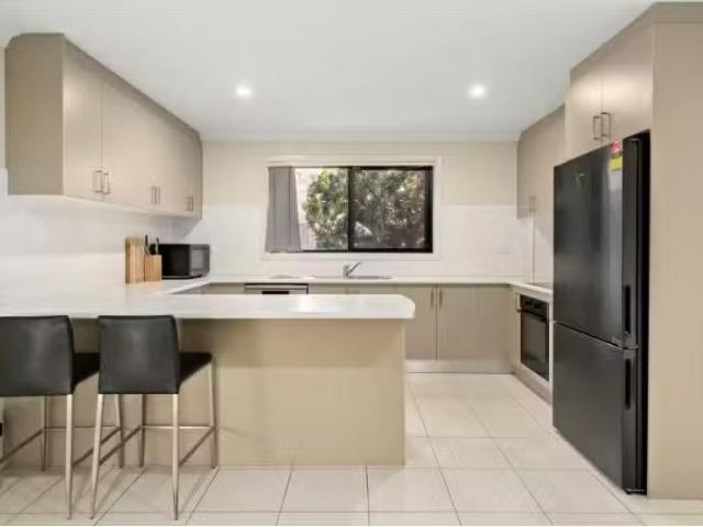 Condo for rent in Wollongong West, New South Wales