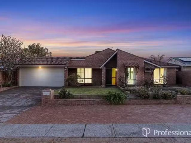 House for rent in Kingsley, Western Australia