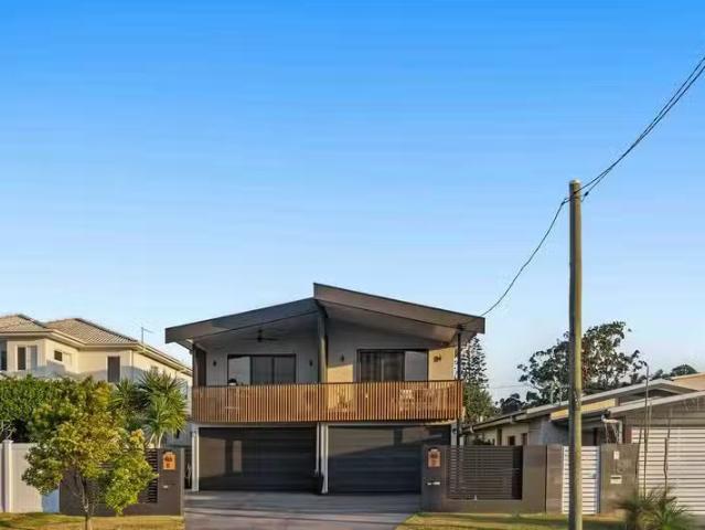 House for rent in Palm Beach, Gold Coast City