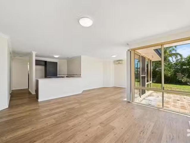 House for rent in Waikiki, Western Australia