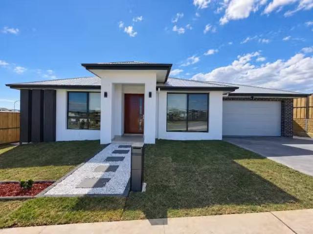 House for rent in Menangle Park, Sydney
