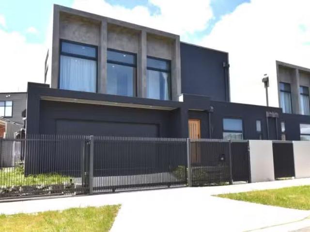 House for rent in Bentleigh East, Melbourne