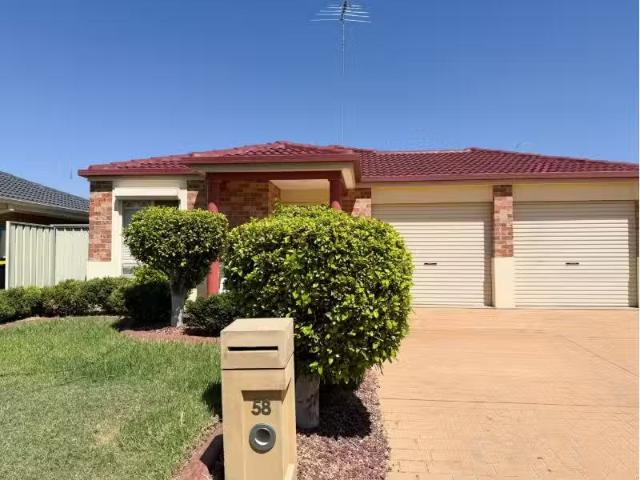 House for rent in Glenmore Park, Sydney