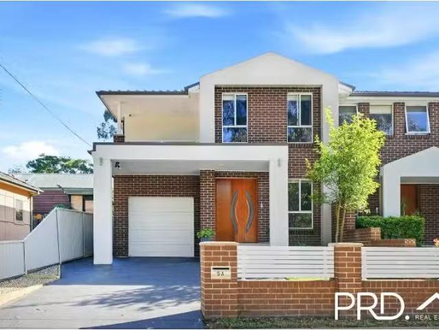 Condo for rent in Sydney, New South Wales