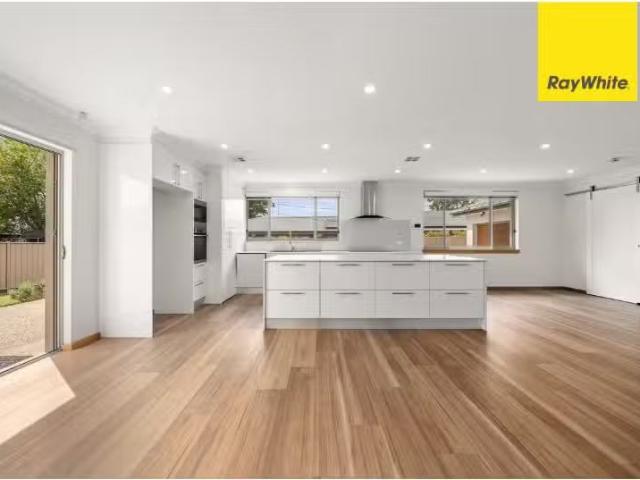House for rent in Mckellar, Australian Capital Territory