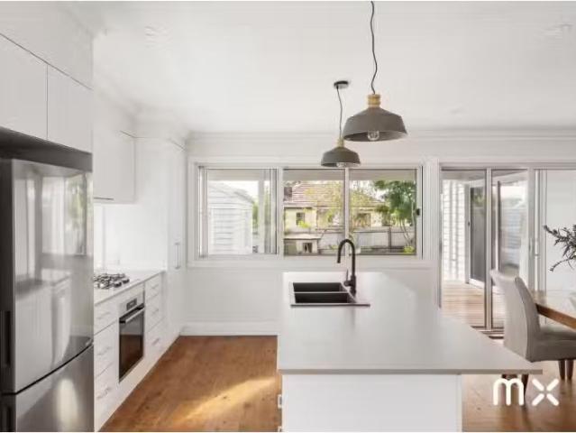 House for rent in Wollongong West, New South Wales