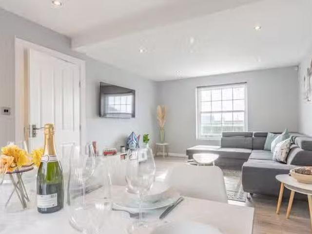 Apartment for rent in Kursaal Estate, Alton Barnes