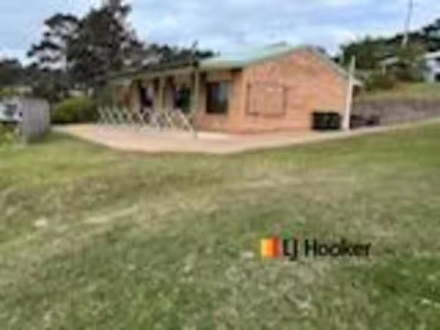 House for rent in Kalimna, Victoria