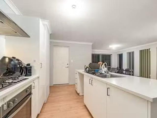 House for rent in Caversham, Western Australia