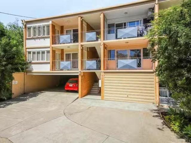 Apartment for rent in Toombul, Queensland
