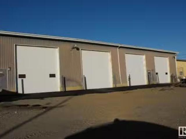 House for rent in Elk Point, Alberta