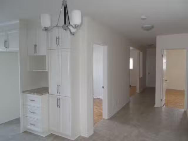 Condo for rent in St. Leonard's, Quebec