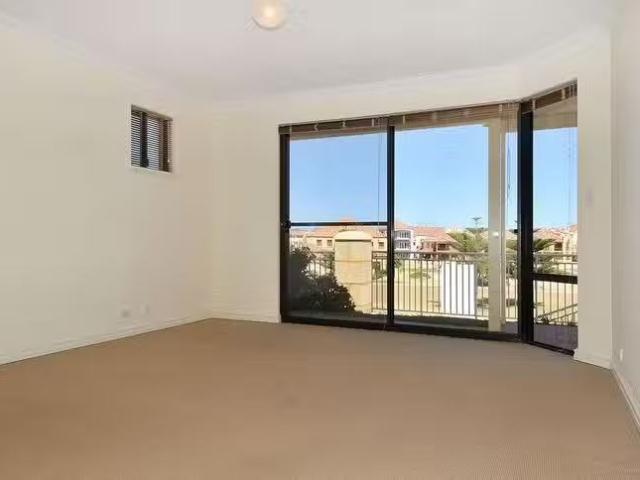 House for rent in Parklands, Western Australia