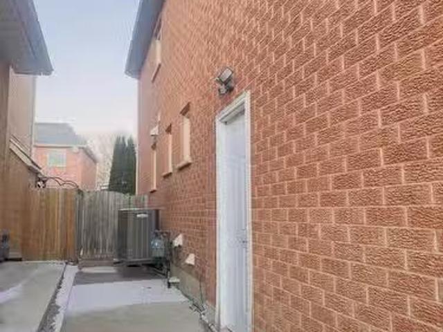 House for rent in Georgina, Ontario