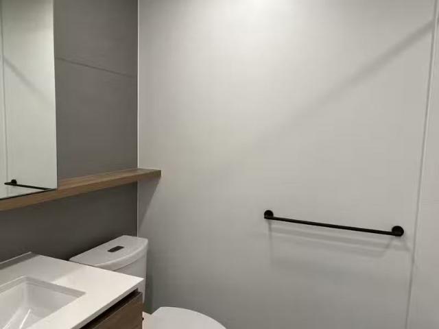 Condo for rent in Surrey, British Columbia