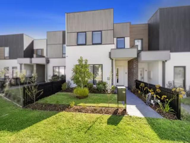 Condo for rent in Camerons Creek, Victoria