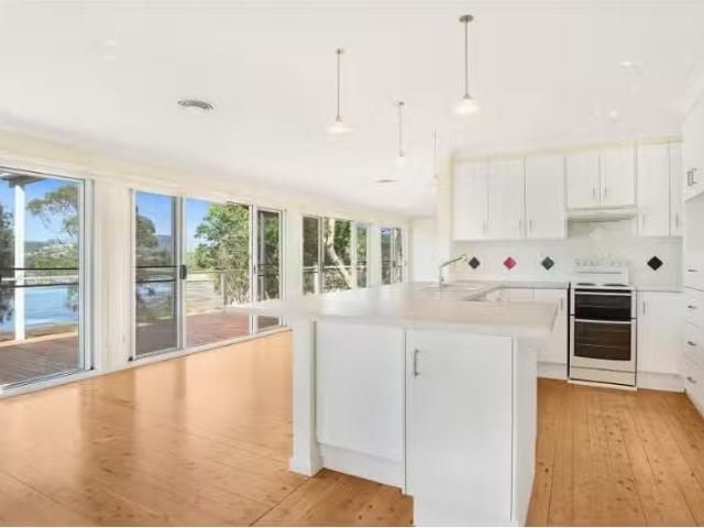 House for rent in Wollongong West, New South Wales