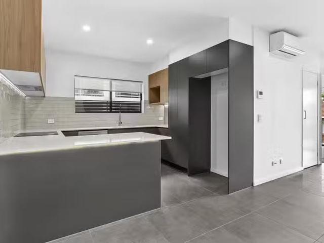 Apartment for rent in Toombul, Queensland