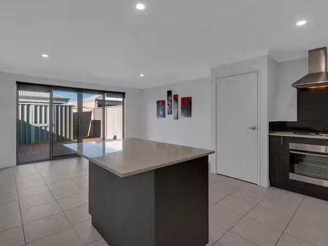 House for rent in Wellard, Western Australia