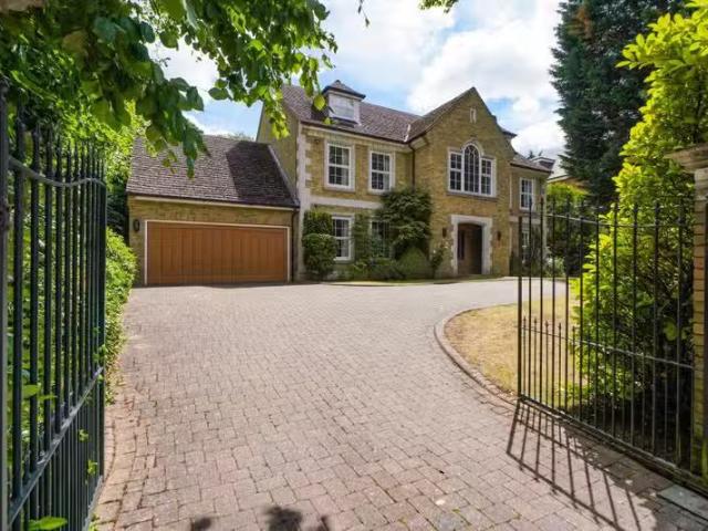 House for rent in Blackhills, Surrey