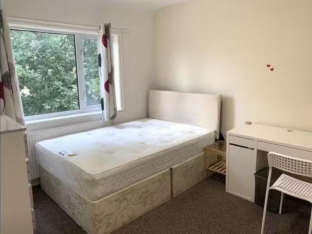 House for rent in Camp Hill, Warwickshire