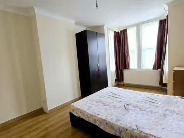House for rent in London Borough of Merton, Mitcham
